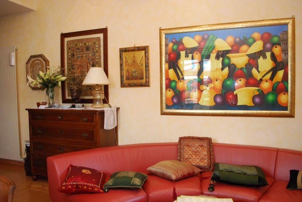 B&B Villa Fior Di Loto Limone sul Garda Luaran gambar